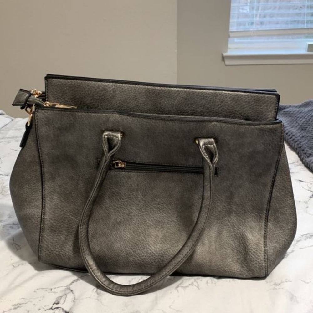 Kate Spade Large Purse ♣️